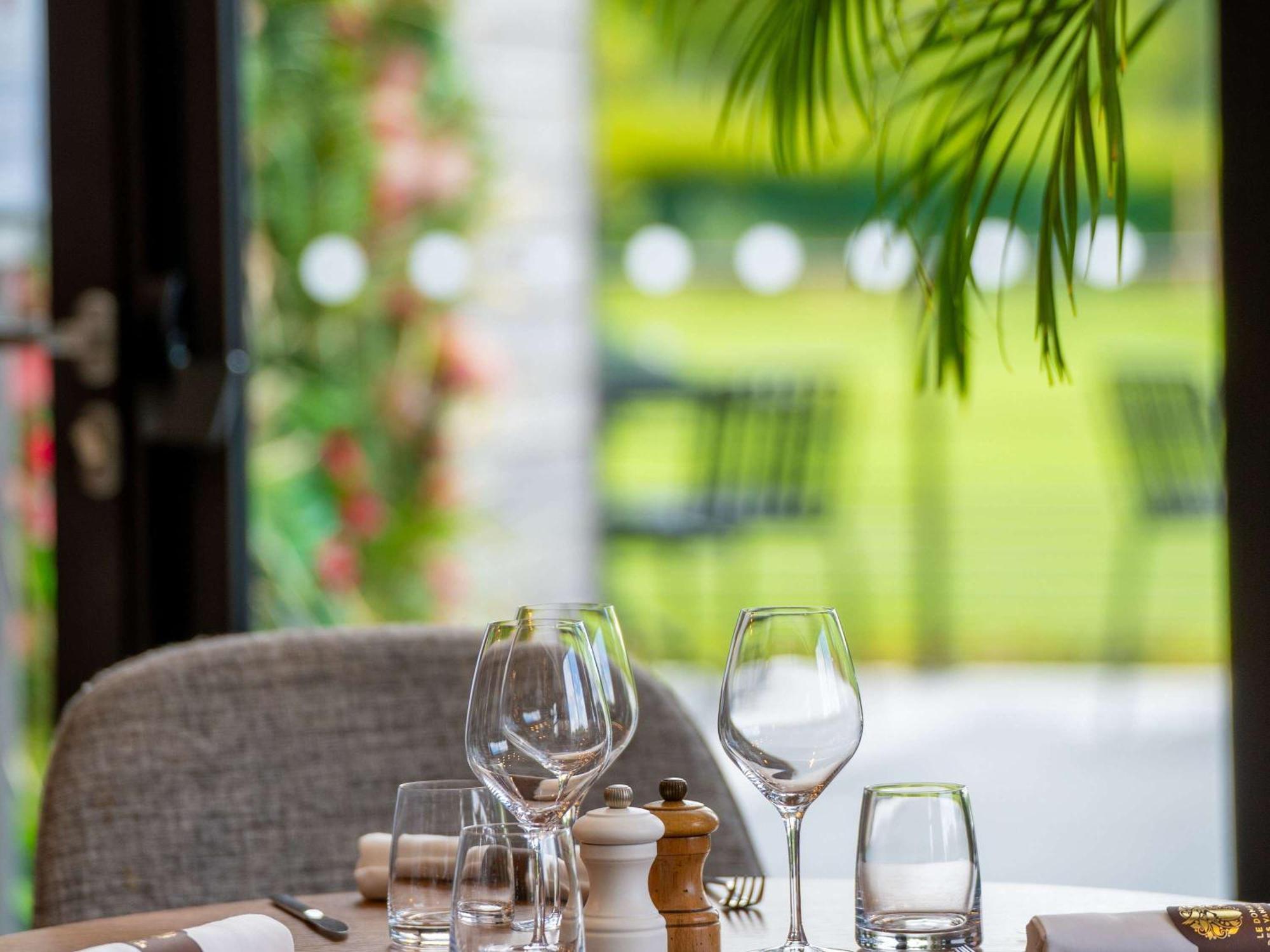 Le Domaine Des Vanneaux Golf Et Spa Mgallery LʼIsle-Adam Εξωτερικό φωτογραφία